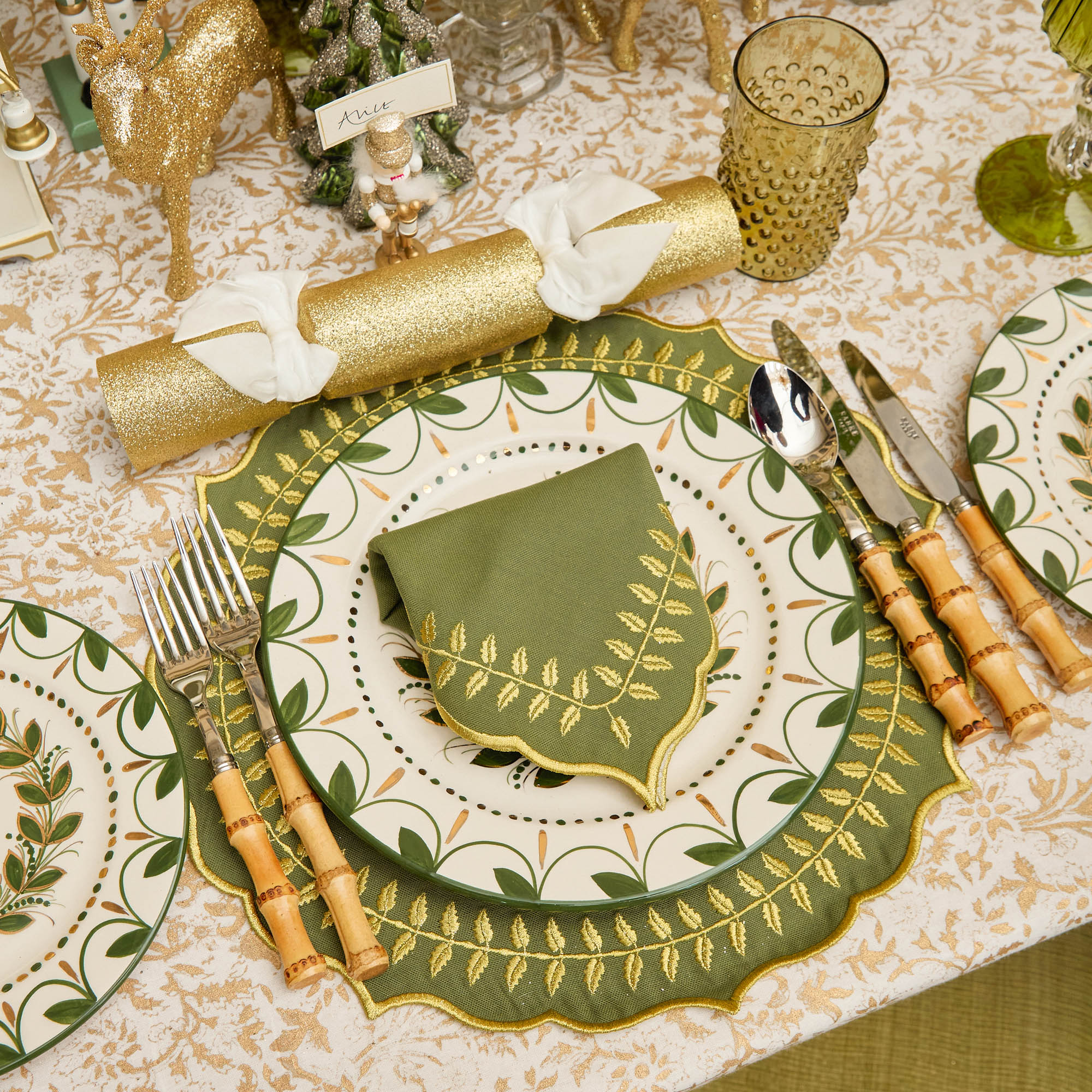 Green & Gold Laurel Placemats (Set of 4)