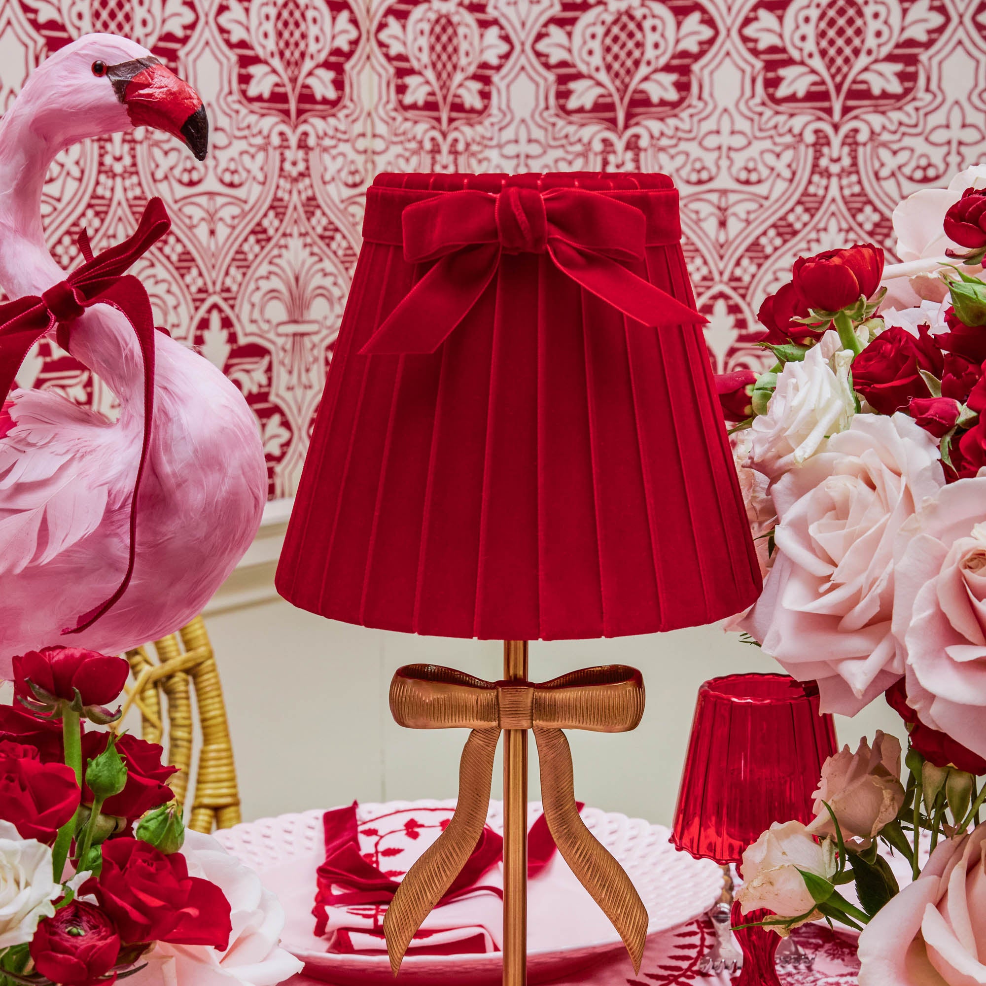 Red Velvet Bow Lampshade (18cm)