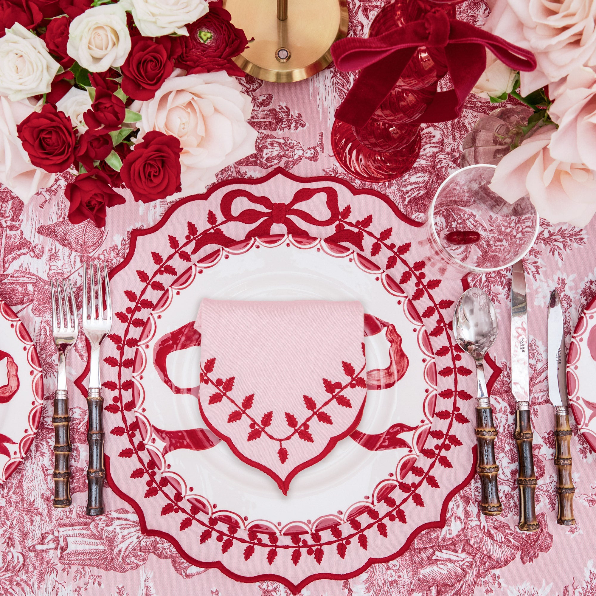 Pink & Red Bow Laurel Placemats & Napkins (Set of 4)