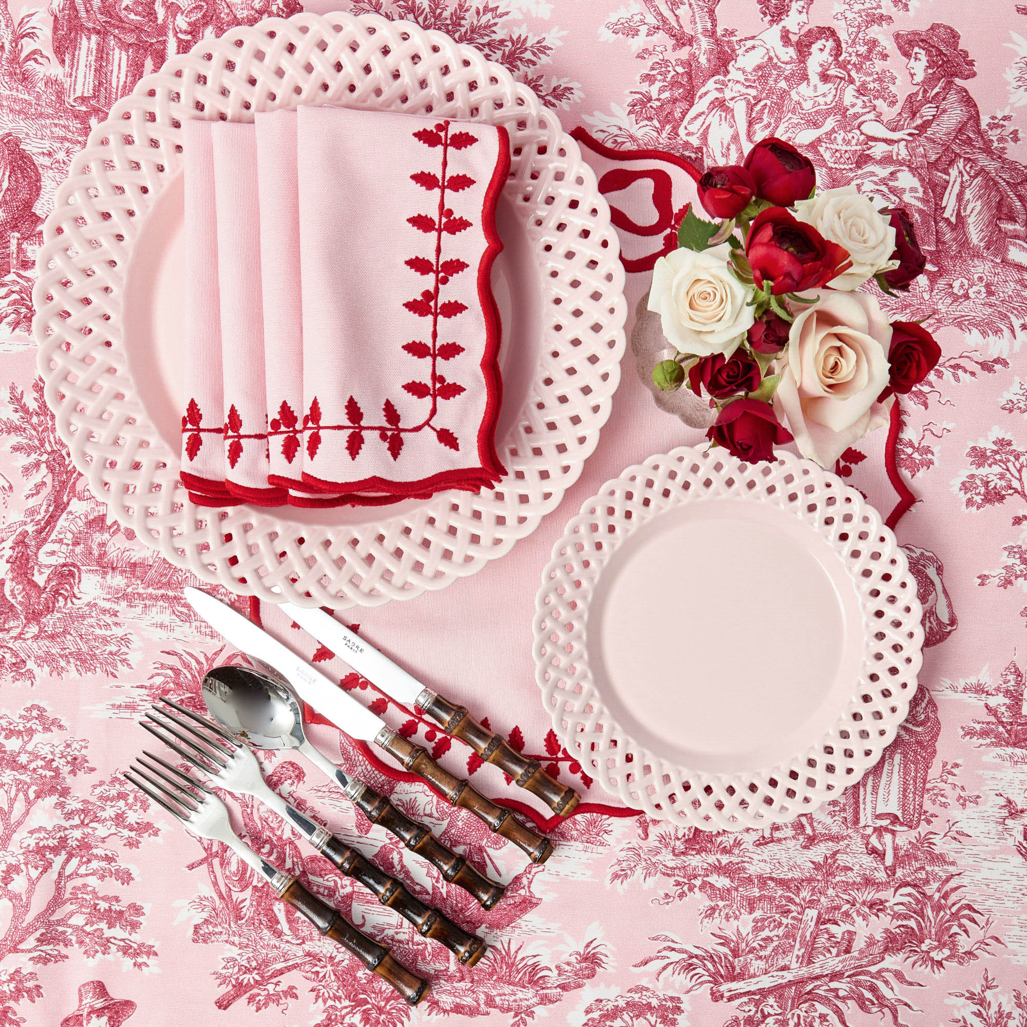 Pink & Red Bow Laurel Placemats & Napkins (Set of 4)