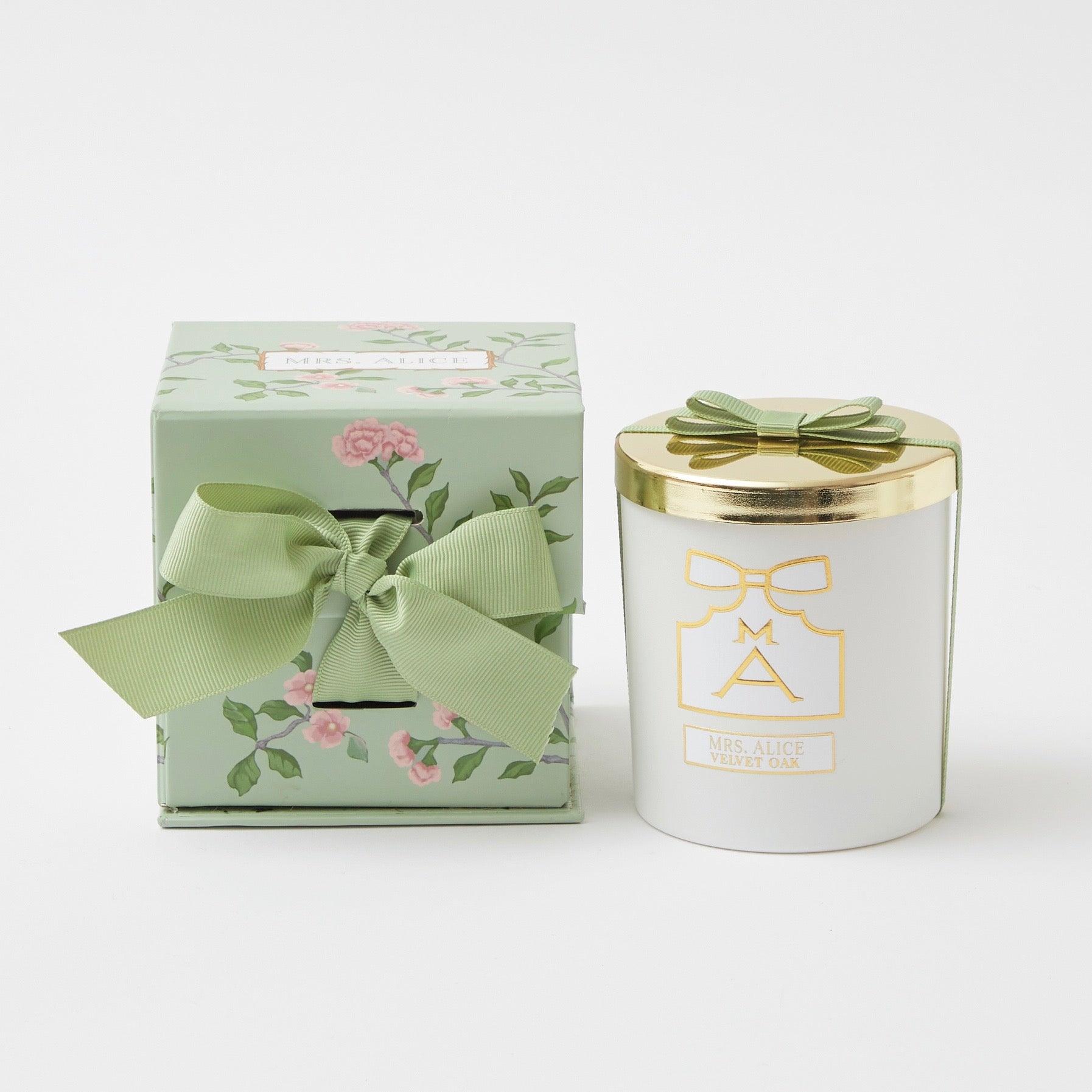 Velvet Oak Scented Candle - Mrs. Alice