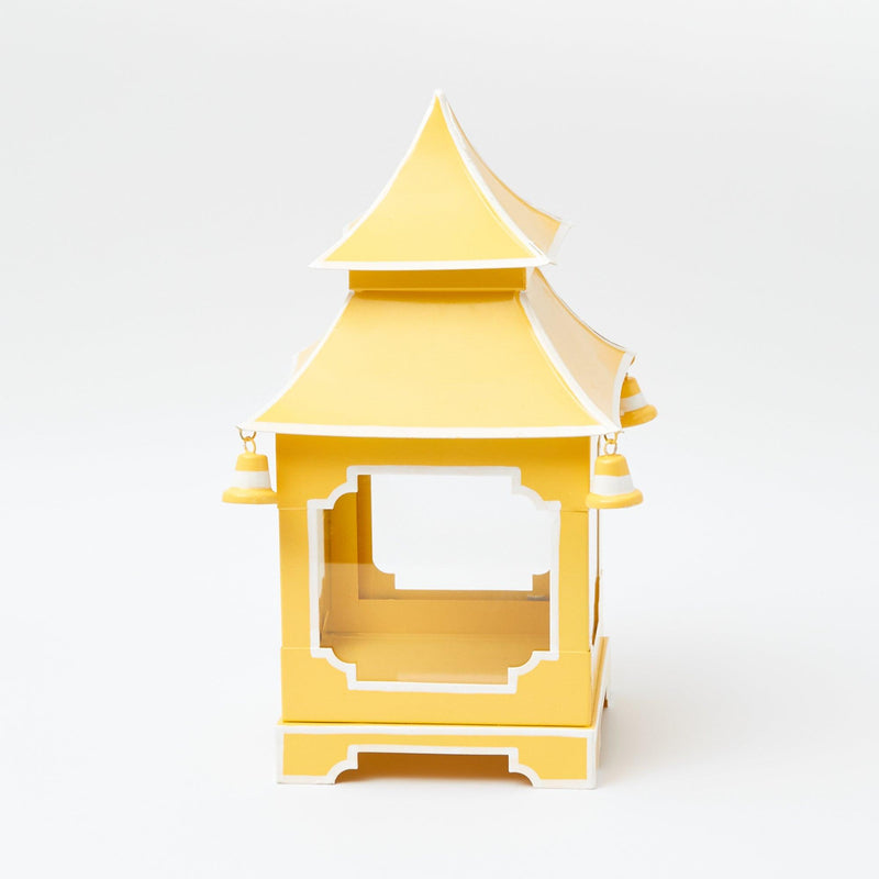 https://www.mrsalice.com/cdn/shop/files/yellow-pagoda-lantern-mrs-alice-11_9500e7c4-da2d-4b9e-a227-e6ed39667f07_800x.jpg?v=1689365090